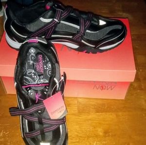 Danskin Now Black Athletic Shoes Size 9 NWOT